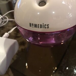 Mini humidifier by Ho Medic